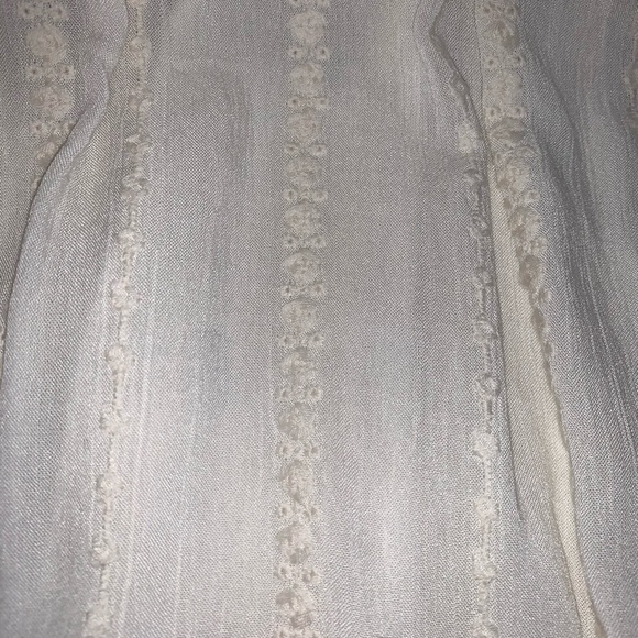 Cream colored Tank Top - Picture 7 of 7